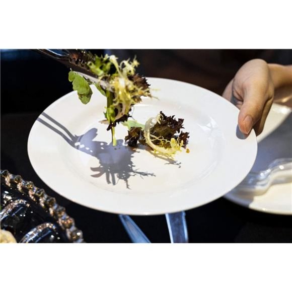 Plastic Plates Disposable 60 PCS,Heavy Duty 30 Dinner Plates & 30 Dessert Plates - Picture 6 of 7